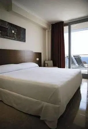 מלון Del Mar (adults Only) 3*